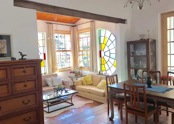 Residencia Acolhedora Guest house