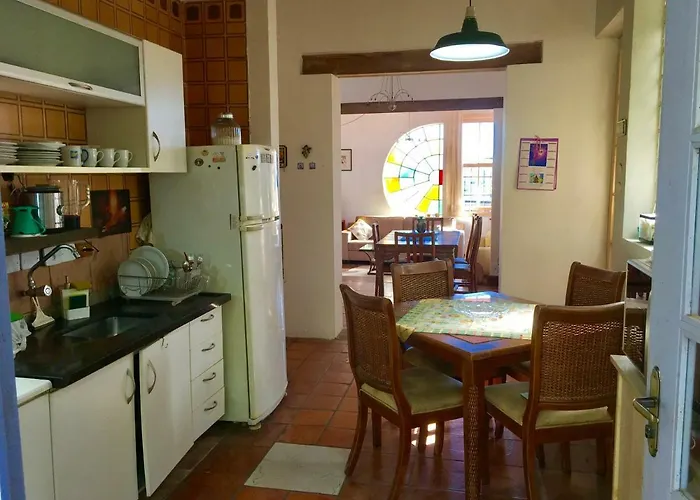 Residencia Acolhedora Guest house *